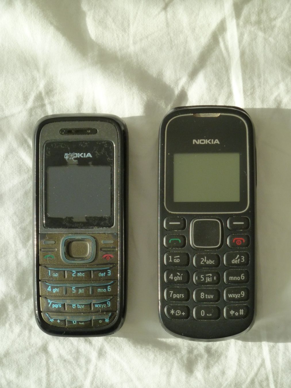 Nokia Telefoni cellulari / Smartphones: 2x Nokia Handys 1208 – Usato da Adliswil venduto da Teddy63