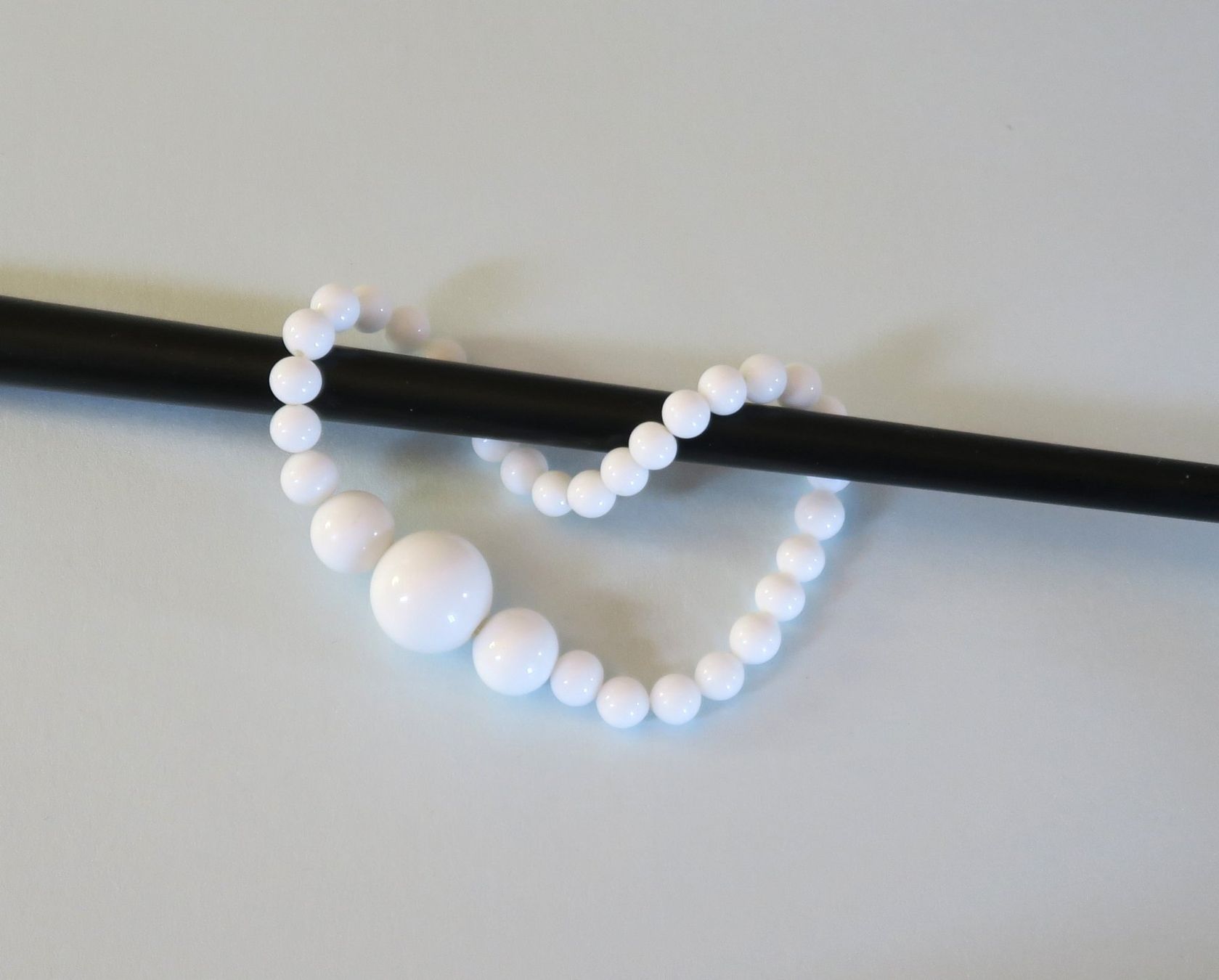 Bracciali & Braccialetti: Armband Glasperlen weiss – Usato da Brittnau venduto da marlenestone 1
