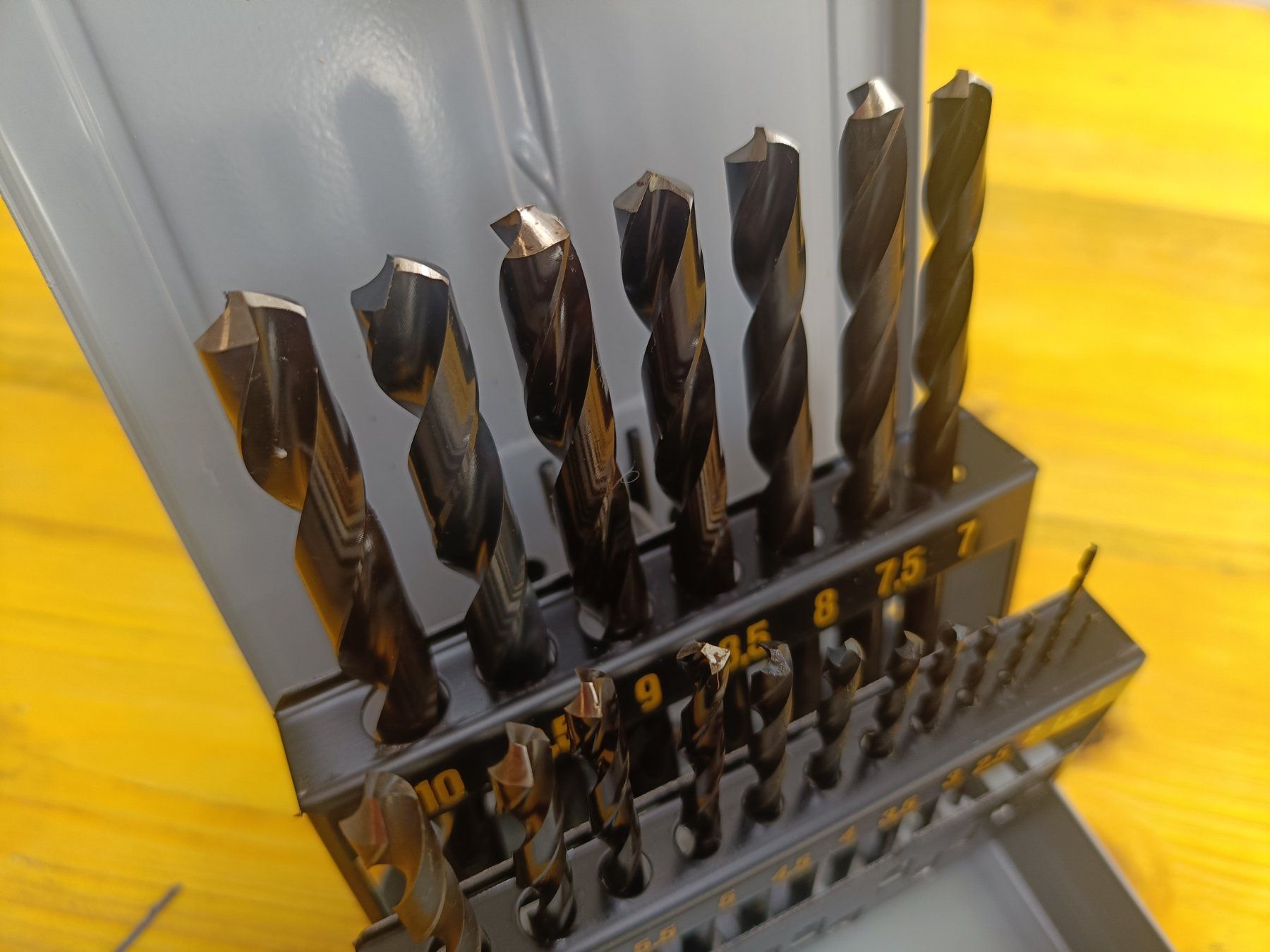 Tutti gli attrezzi: Bohrer Set Metallbohrer HSS Stahlbohrer Neu – Nuovo e nell'imballaggio originale da Hombrechtikon venduto da Unser_Hofer