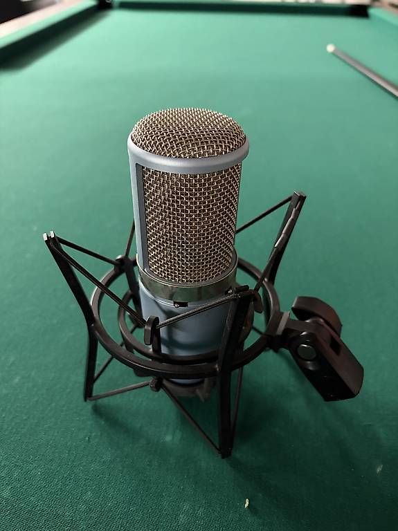 Microphones: Mic AKG Perception 420 – D'occasion à Bätterkinden par Lucasc