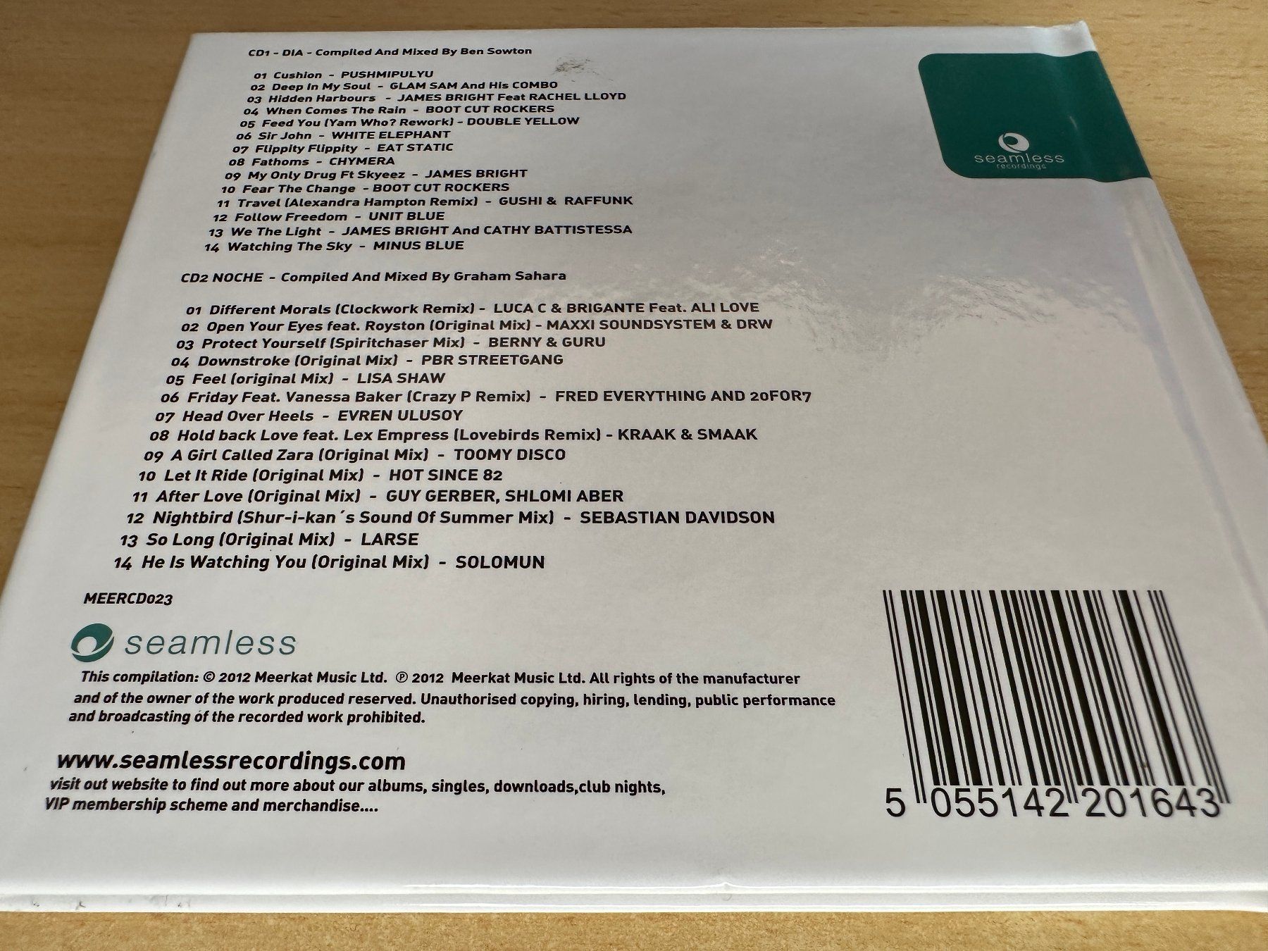 CD: VARIOUS - Purobeach Volumen Ocho - 2 CD – Usato da Rikon im Tösstal venduto da Alpenmutz 1