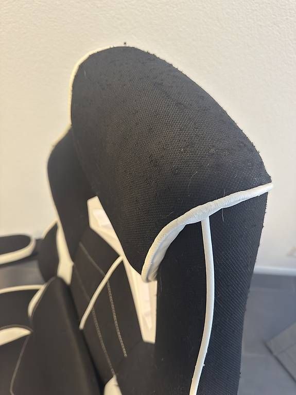 Chaises: Gamingstuhl – D'occasion à Rupperswil par nig_cz9z 2