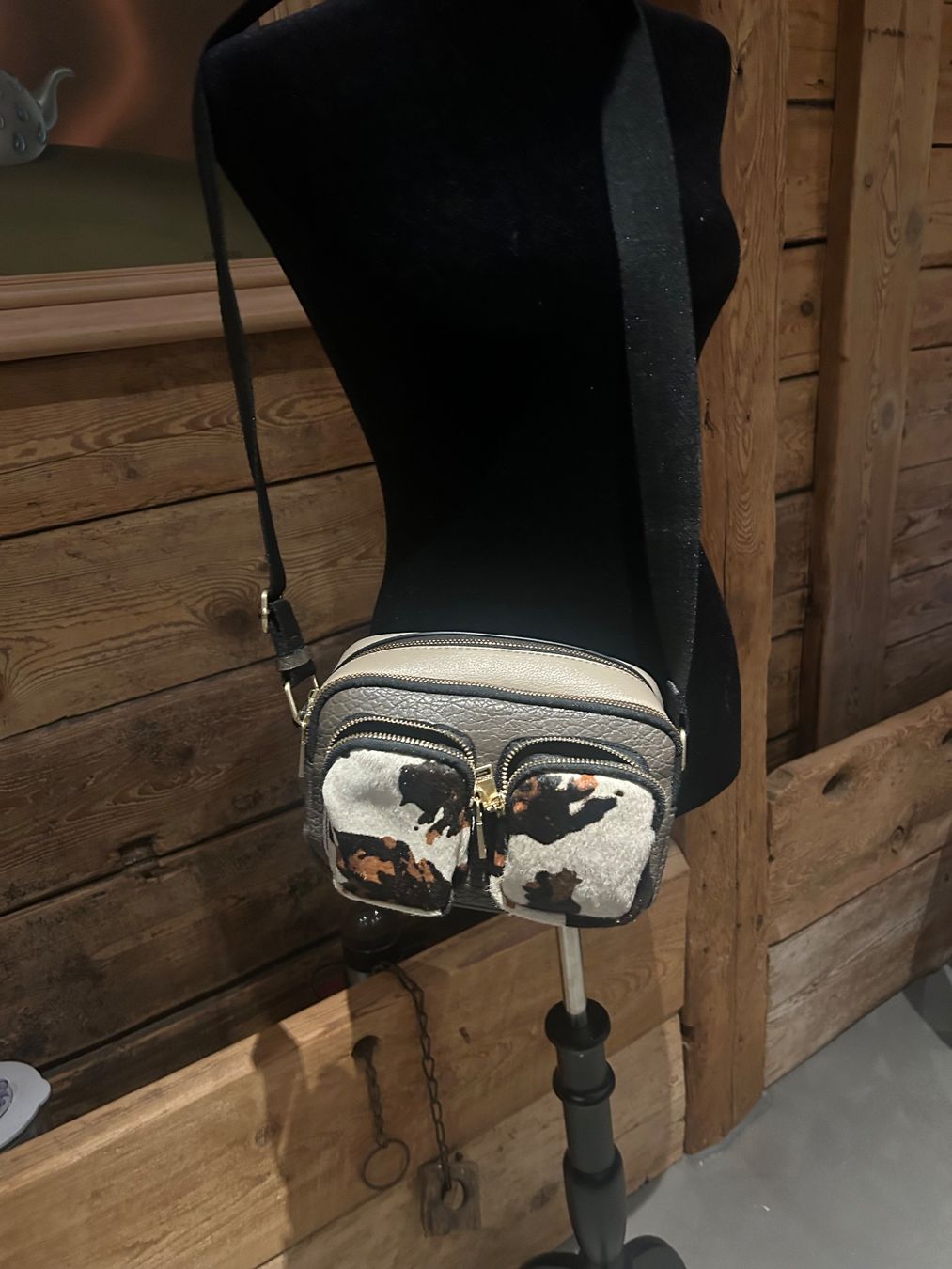Borse da donna: Parfois sac – Nuovo (secondo la descrizione) da Val-d'Illiez venduto da Dombou