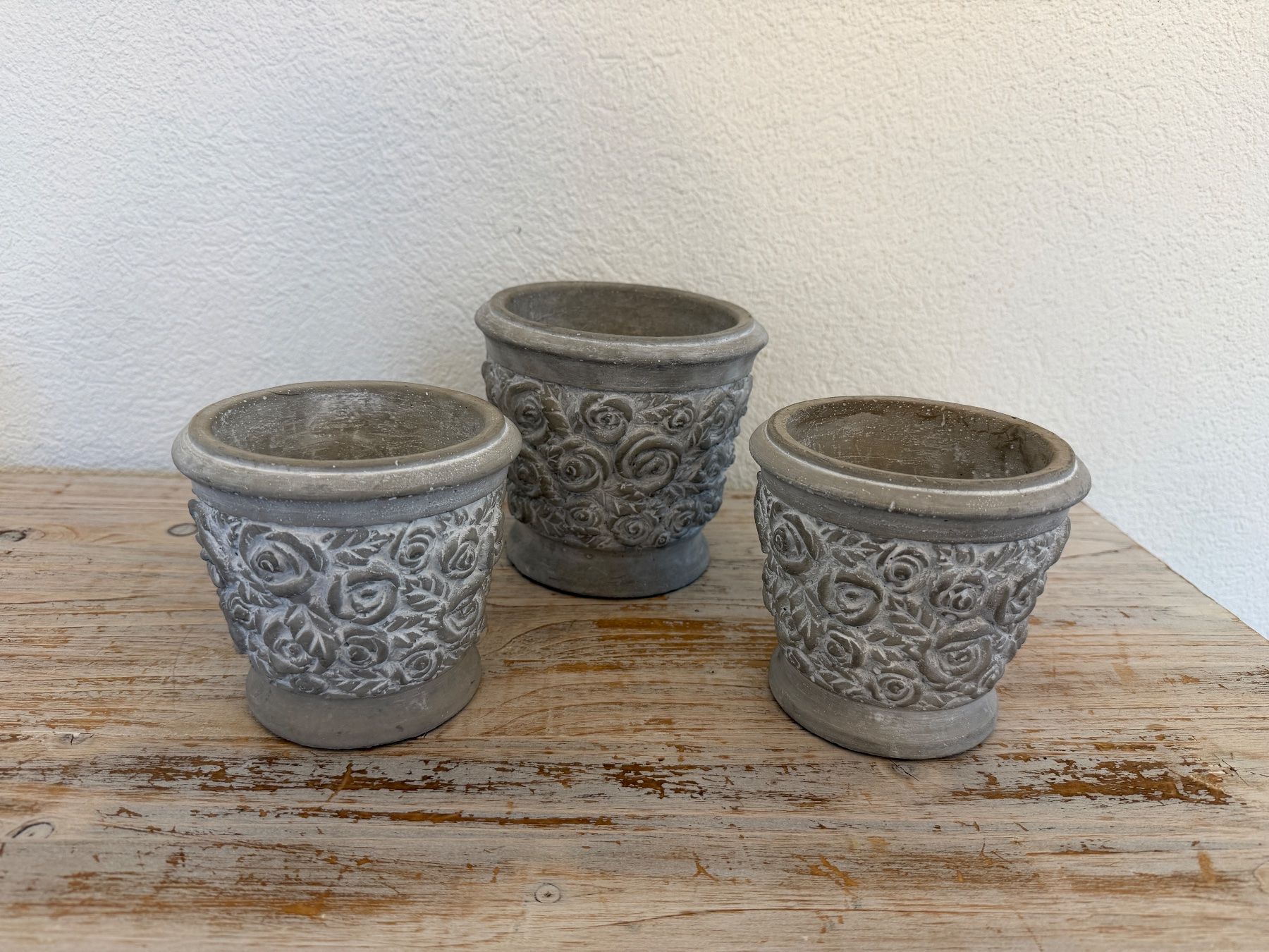 Blumentöpfe: 3x Übertopf im Shabby Chic Look – Gebraucht aus Wolfwil von Inseider12 1