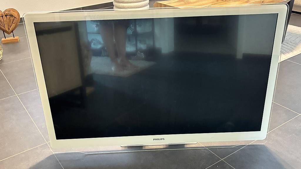 Fernseher: TV Philips  – Gebraucht aus St-Aubin FR von Schinz