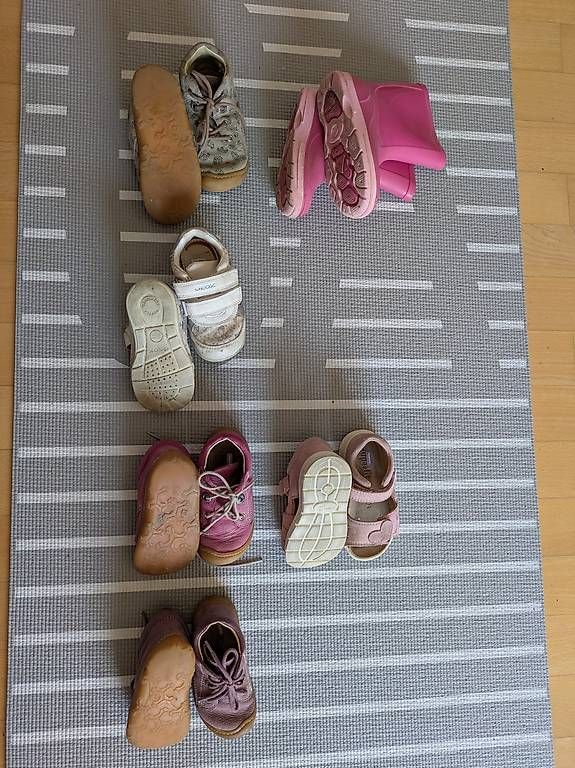 Chaussures filles: Verschiedene Schuhe Grösse 20 - 23 – D'occasion à Stäfa par FloStauf 1