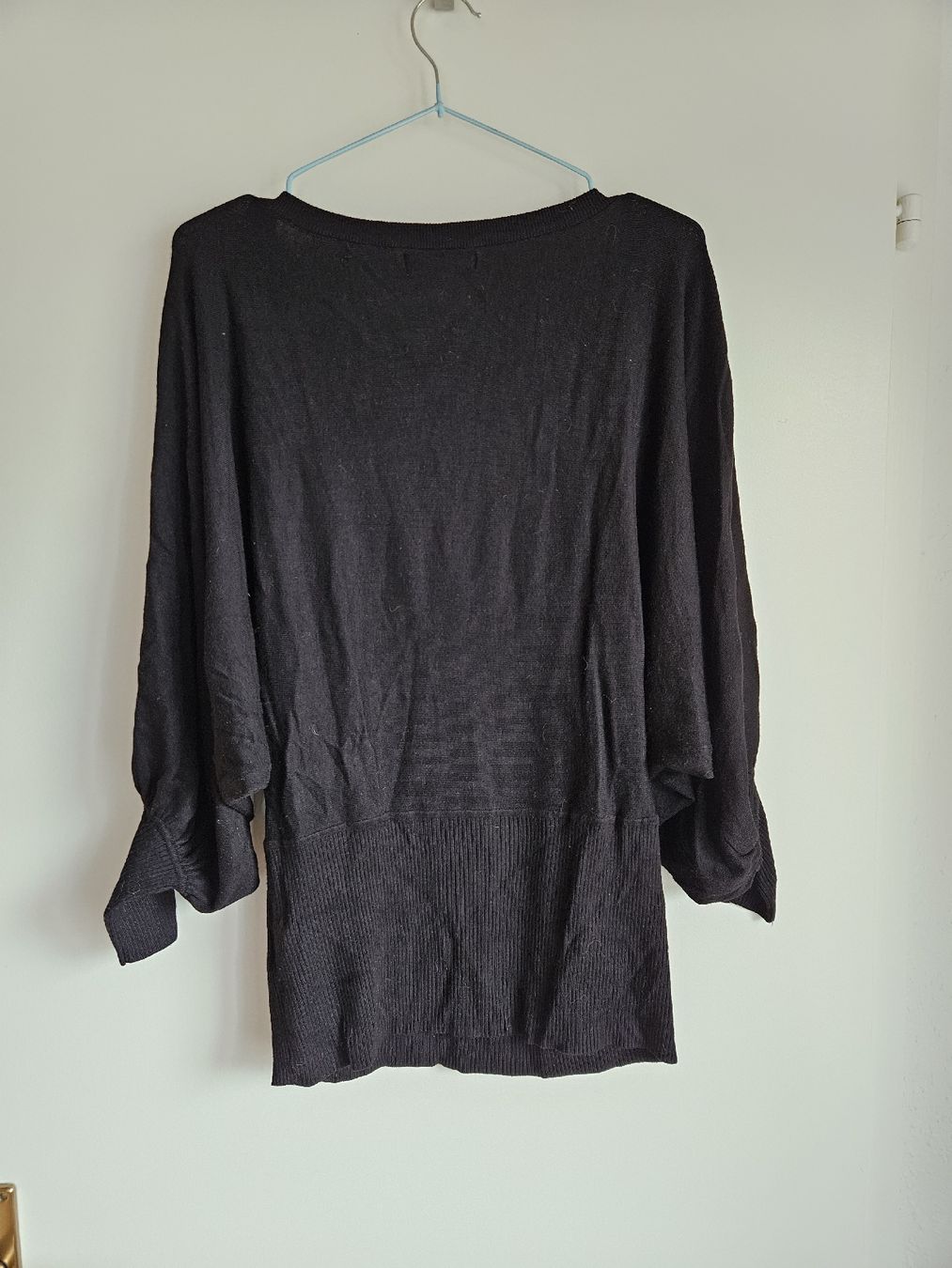 Maglioni & Felpe: schwarzer Pullover von Chicorée mit Fledermausärmel – Usato da Ebikon venduto da SecondChance_byM 1
