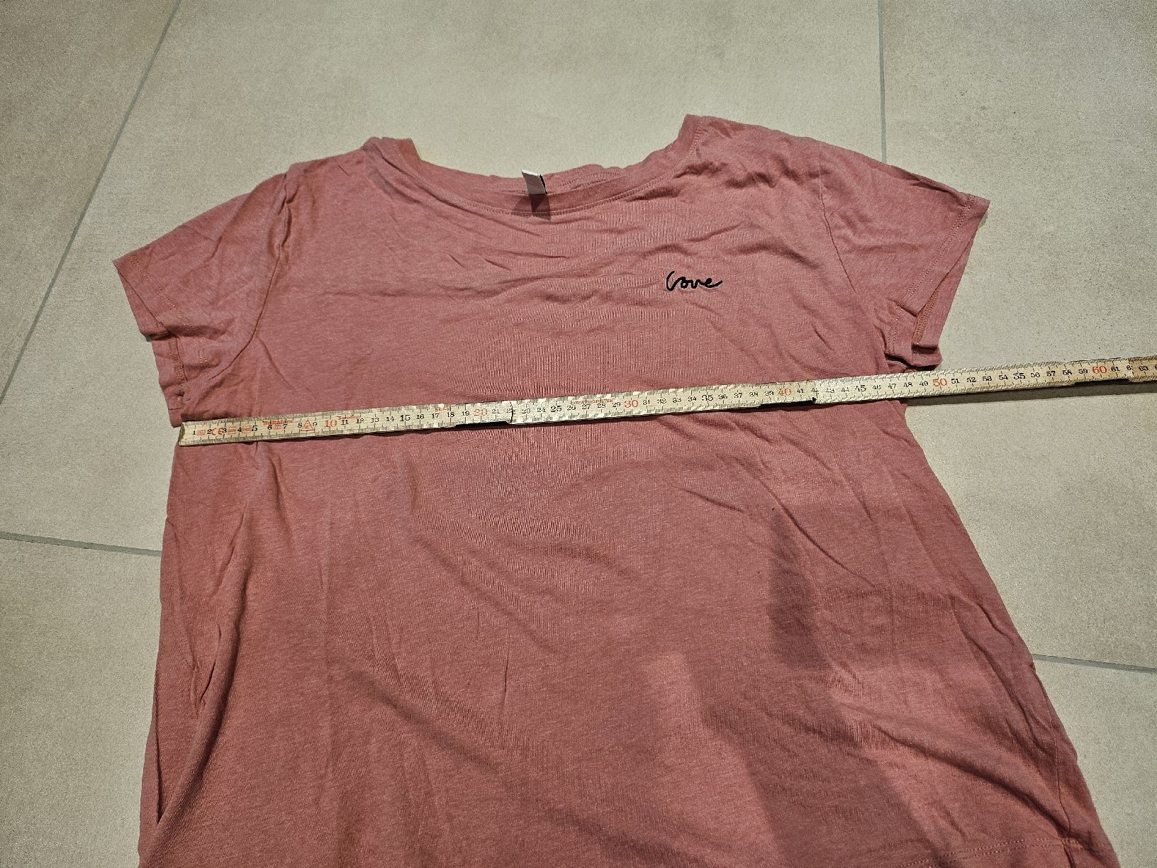 H&M T-shirts: Divided Basic Shirt Love gr.L rosa – D'occasion à Allschwil par na.wi.90 3