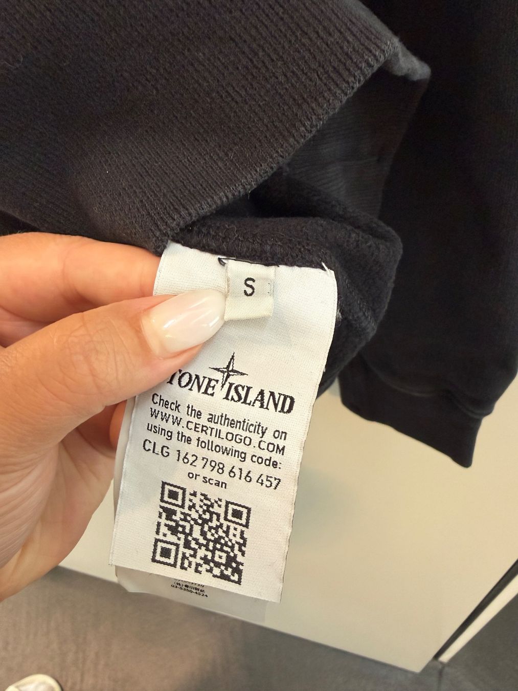 Stone Island Maglioni & Felpe: Stone Island Pullover schwarz Grösse S guter Zustand – Usato da Illnau venduto da Bigmama14 2