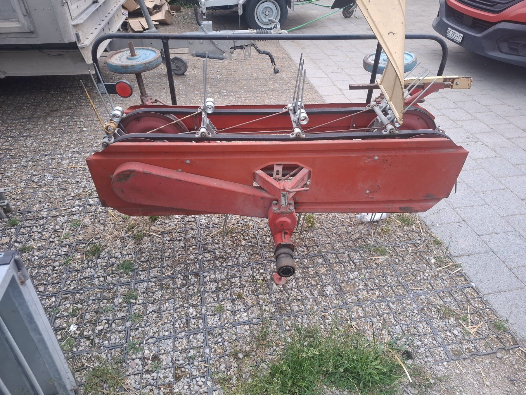Raccolta foraggio grezzo: Heuraupe zu Aebi – Usato da Lyss venduto da Resi018 1