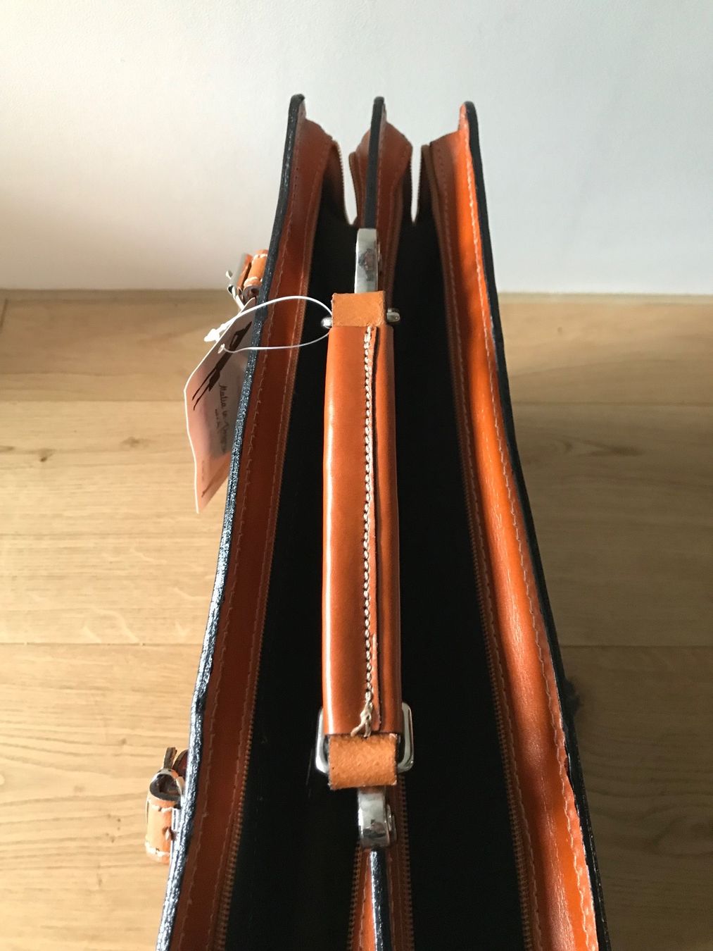 Borse: Tasche aus Leder – Nuovo (secondo la descrizione) da Küsnacht ZH venduto da Quiti 2