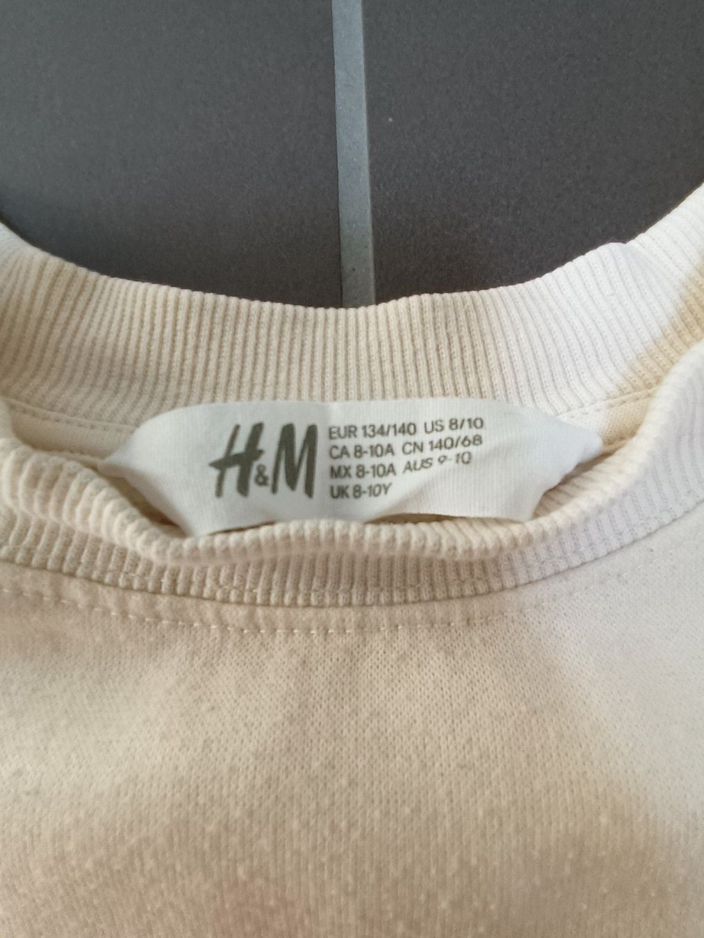 Maglioni & Felpe: Pullover Langarm mit Pferdemotiv Gr. 134/140 – Usato da Ried-Muotathal venduto da lufo 3