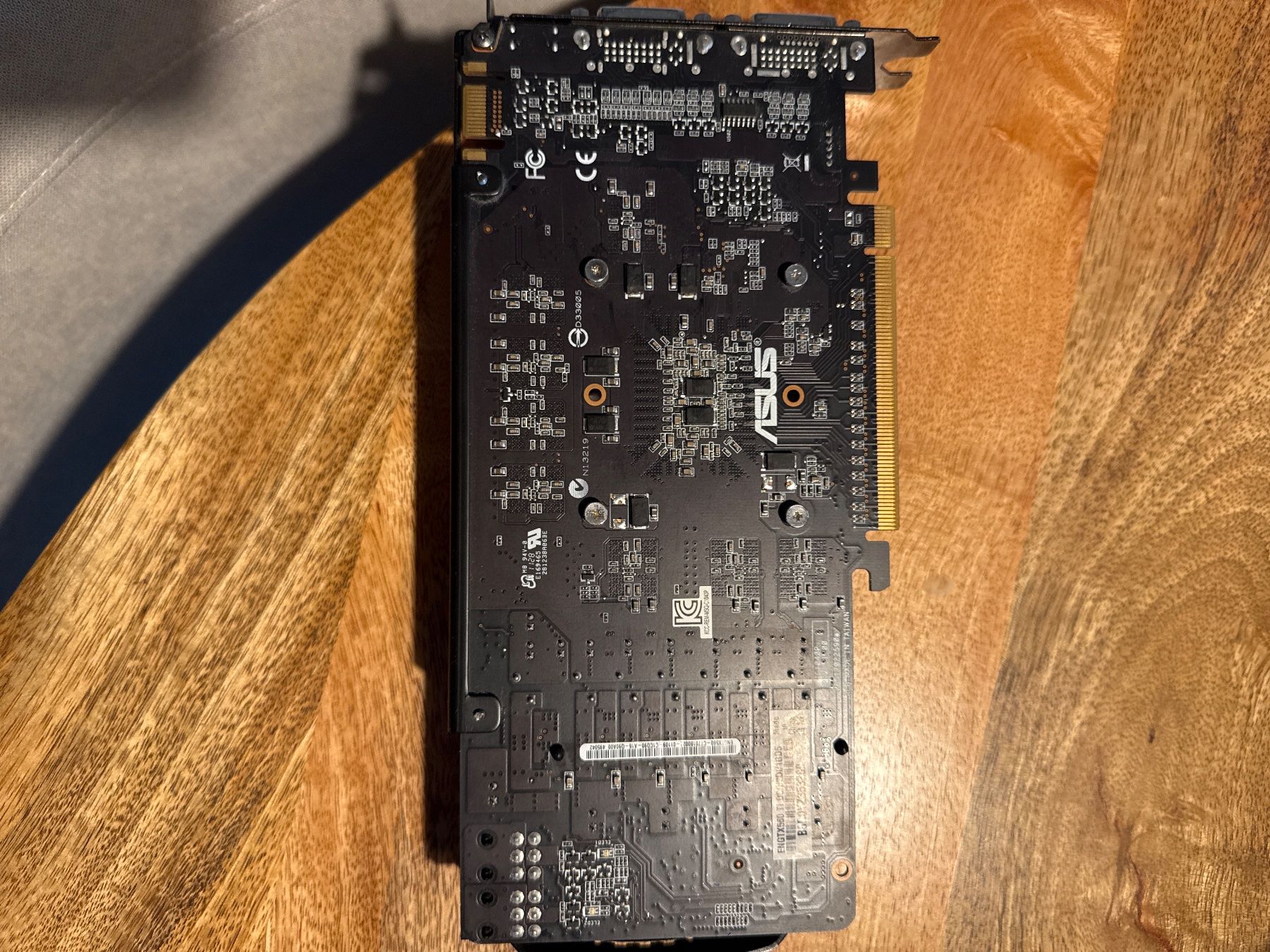 Asus Grafikkarten: ENGTX560TI – Gebraucht aus Neerach von Nummerschild16 1