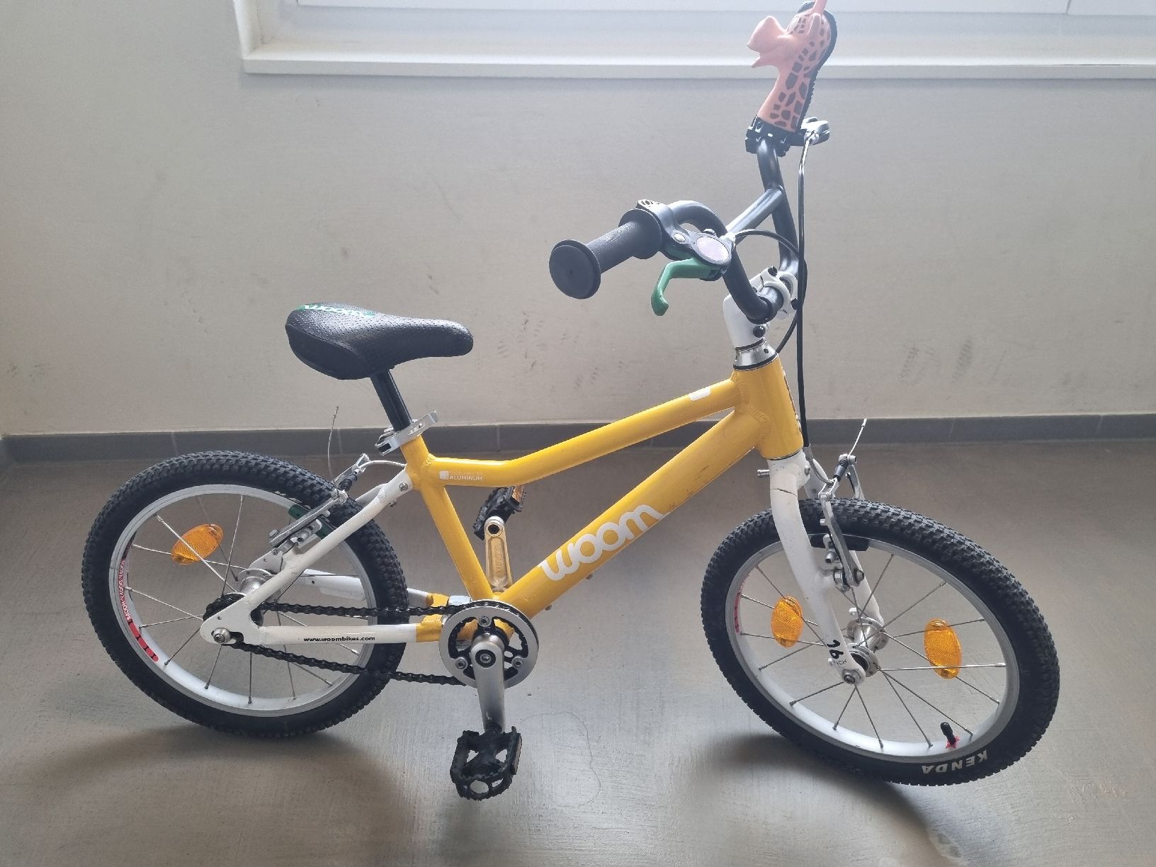 Woom Biciclette: Woom 3 mit Giraffenklingel – Usato da Uetikon am See venduto da Jules33