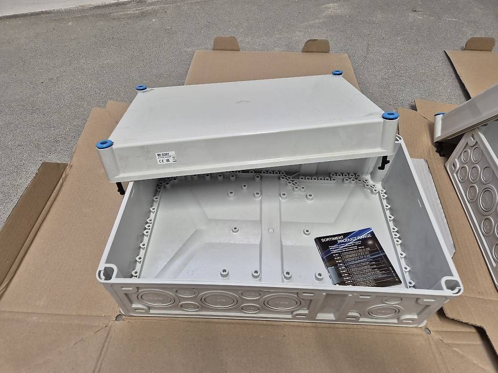 Alimentazione elettrica: Hensel Abzweigkasten  – Usato da Steffisburg venduto da leizte74 2