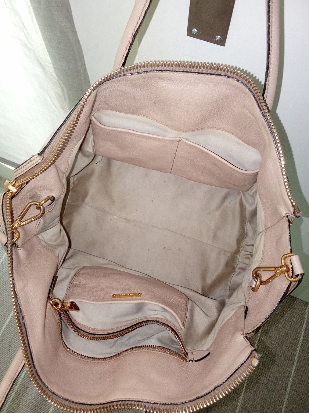 Miu Miu Borse da donna: Miu Miu Tasche – Usato da Bad Zurzach venduto da han_8cpq 2