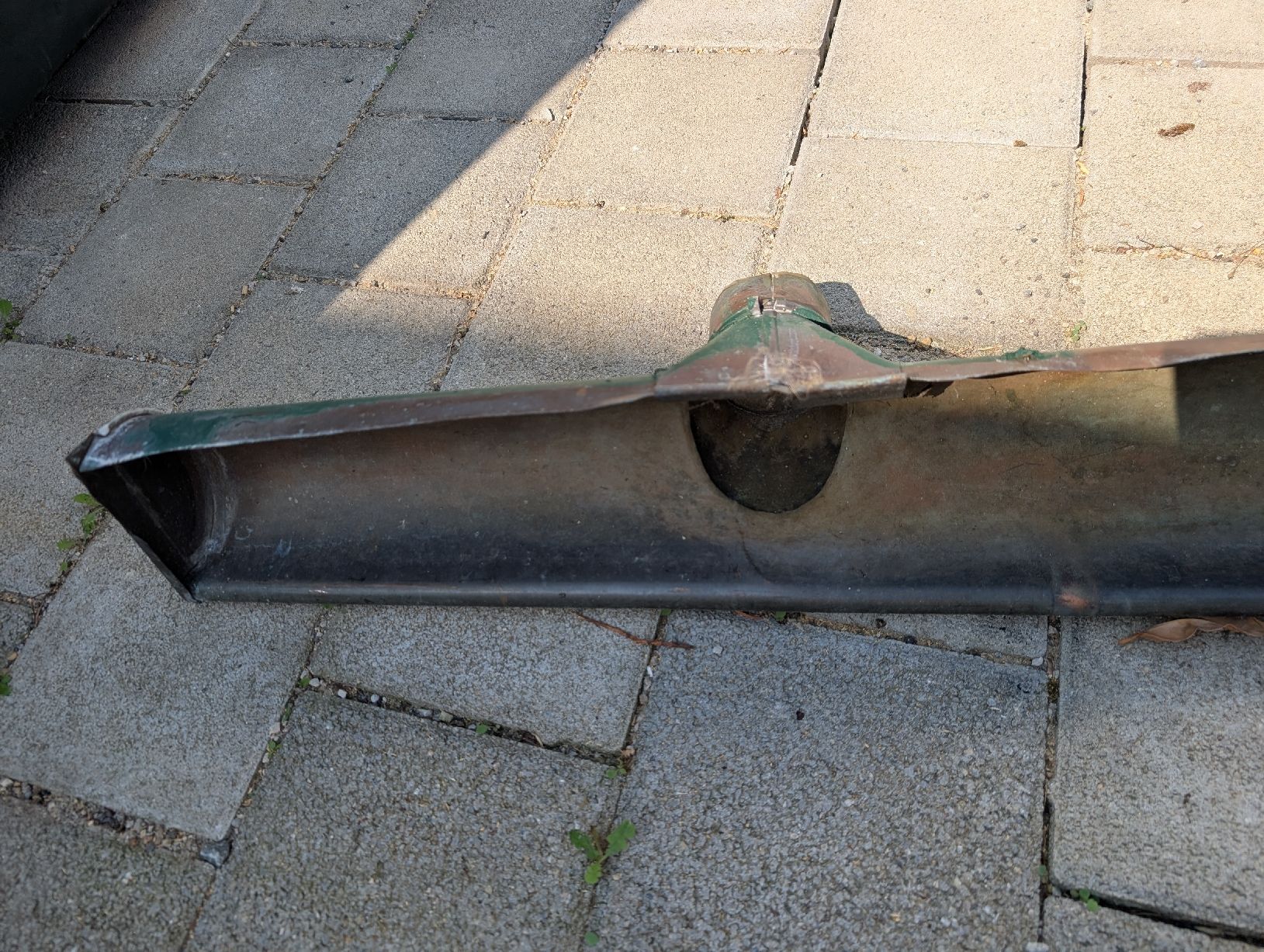 Altri materiali da costruzione: Dachrinne Kupfer  – Usato da Berneck venduto da str_soft