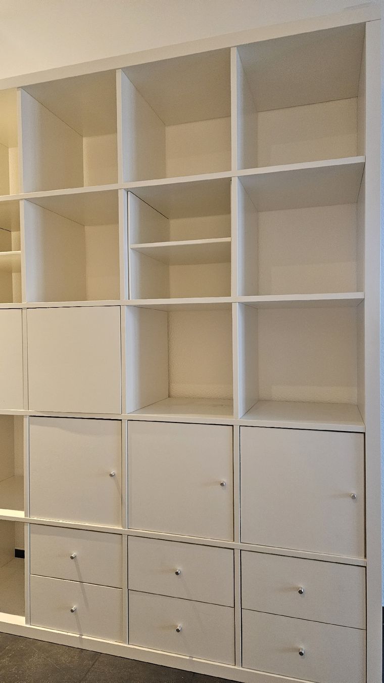 Ikea Étagères: KALLAX Regal, weiß, 182x182 cm – D'occasion à Busswil TG par 2Macchiato 3