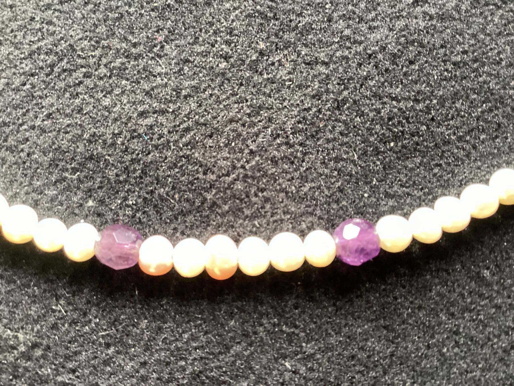 Catenine: elegante Edelstein Kette: Amethyst + Süsswasserperle – Nuovo e nell'imballaggio originale da Laax GR venduto da krippenfiguren-laax 4