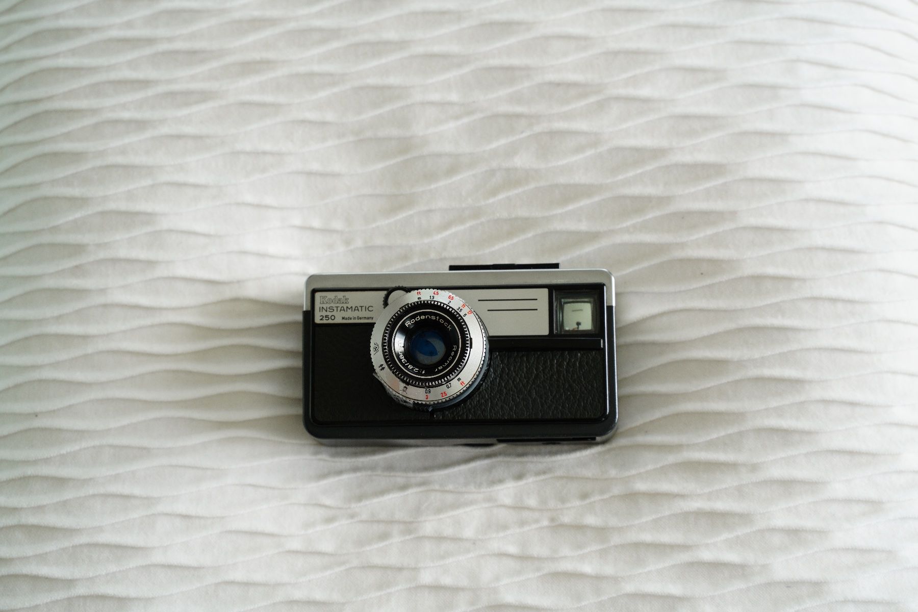 Kodak Fotocamera: Kodak Instamatic 250 – Difettoso da Dagmersellen venduto da sim_zqh8