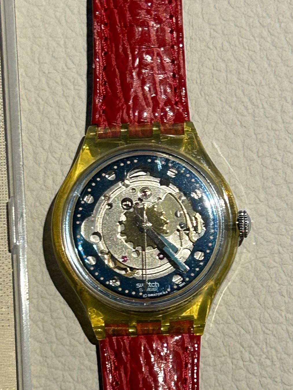 Swatch Uhren: Swatch Red Ahead SAK101 Automatic vintage – Gebraucht aus Basel von arm_gf7p 1