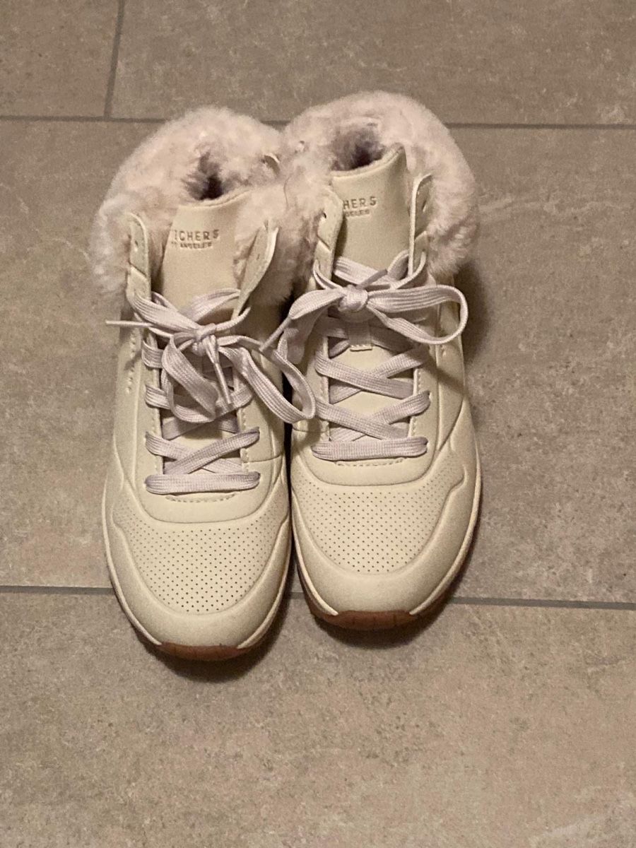 Scarpe da donna: Sketcher Winterschuhe – Nuovo (secondo la descrizione) da Gossau venduto da donnico