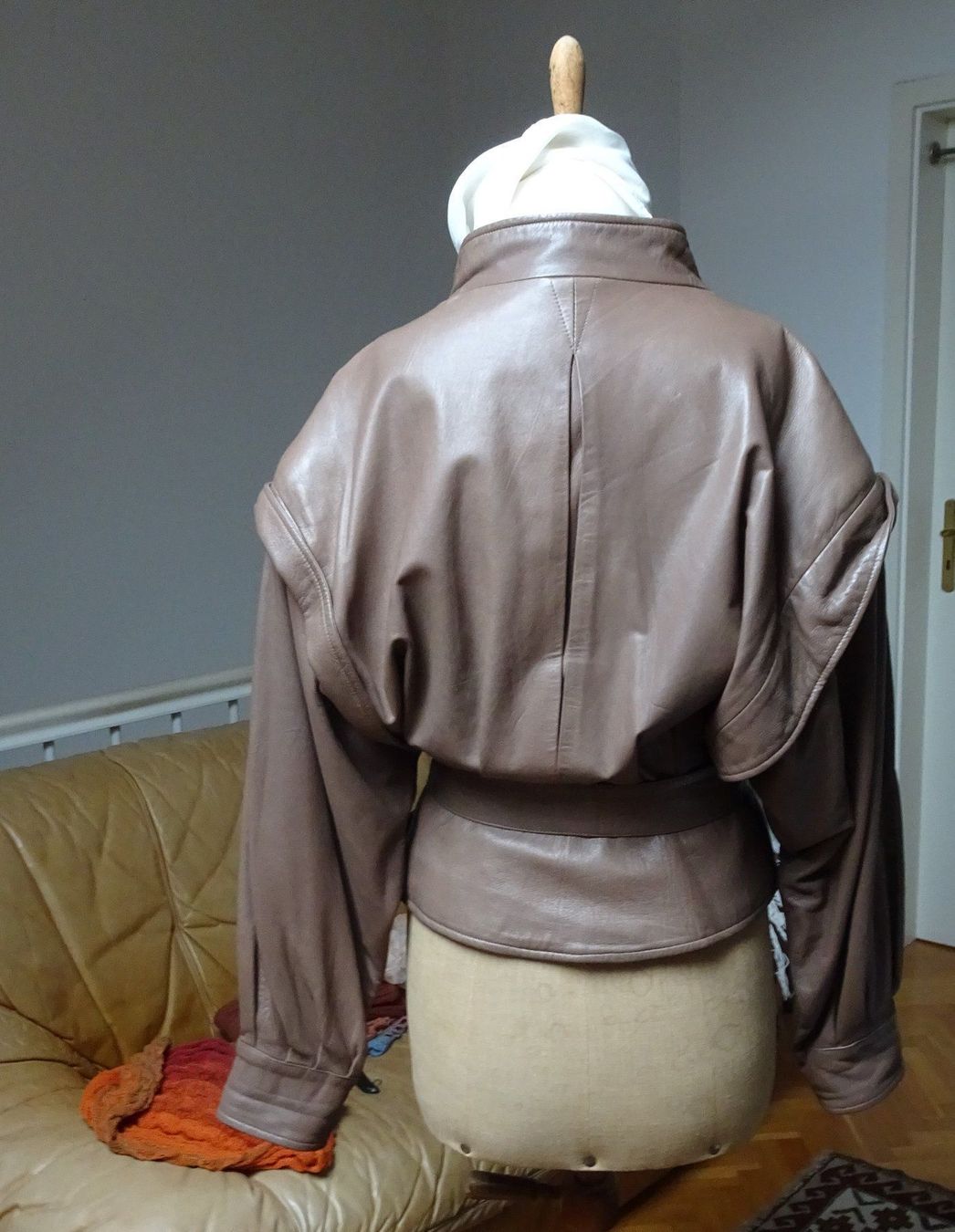 Giacche: Damen- Lederjacke – Usato da Willerzell venduto da kut_m7hh 3