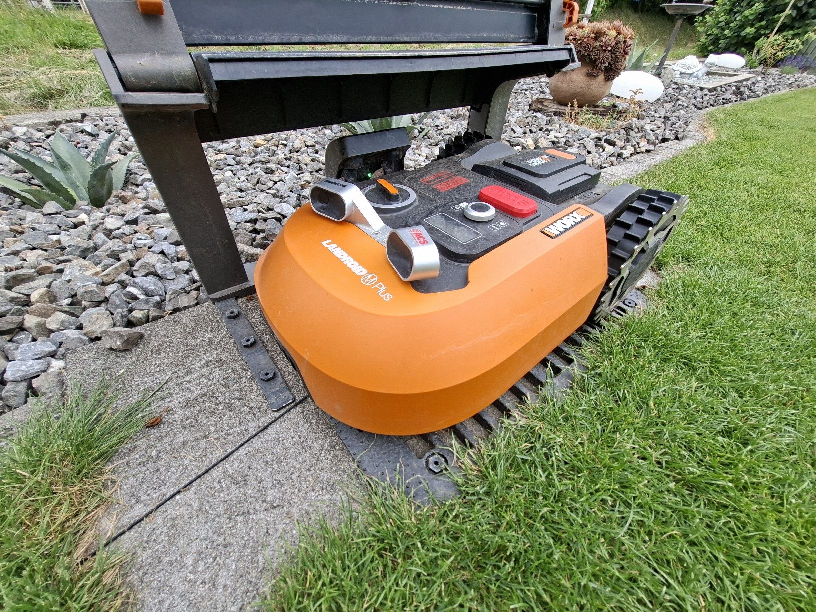 Worx Tagliaerba: Worx Landroid M – Usato da Lengnau BE venduto da thvi72
