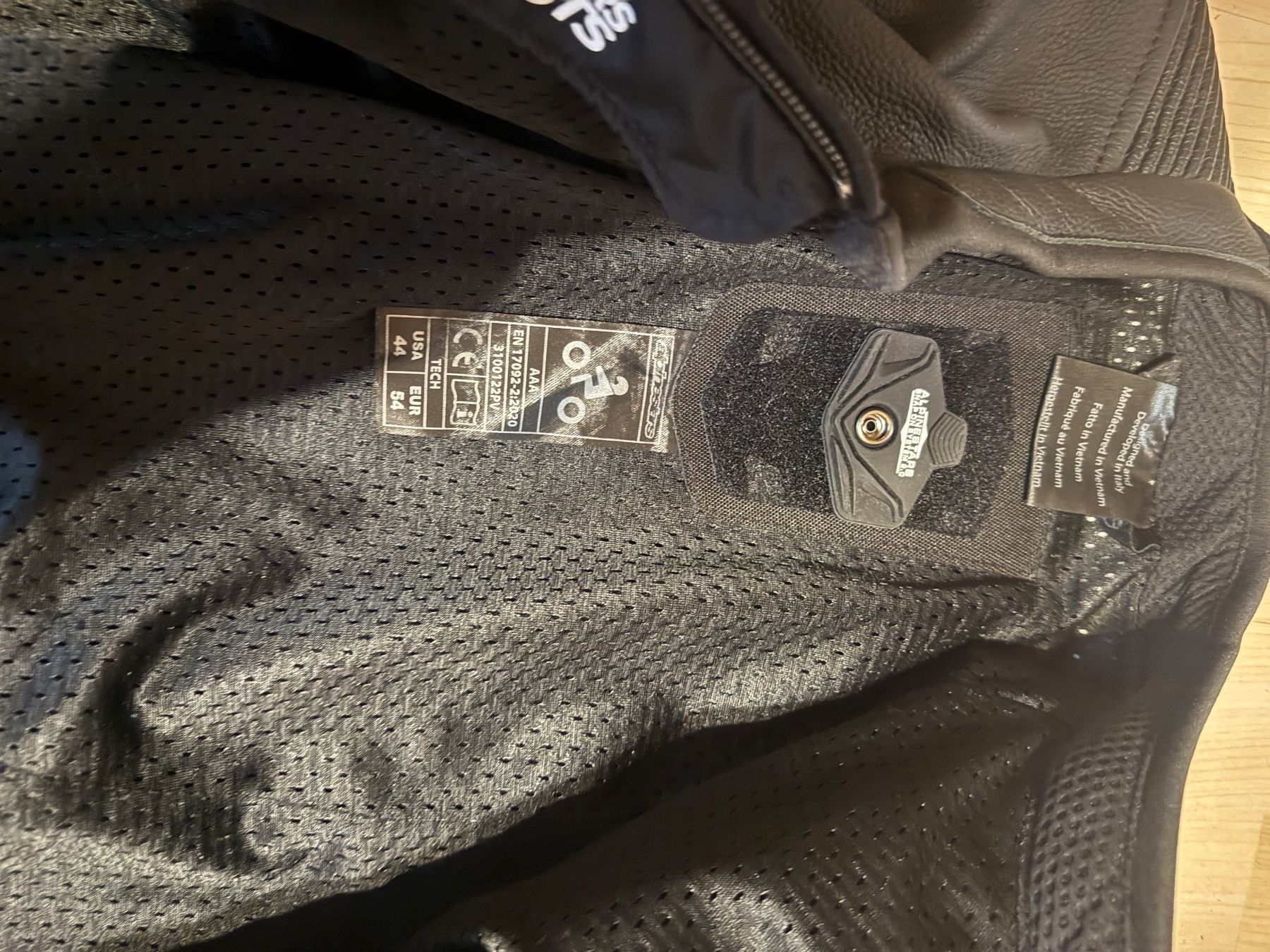 Jacken: Motorrad-Lederjacke Alpinestar – Gebraucht aus Düdingen von lukas-gerber 2