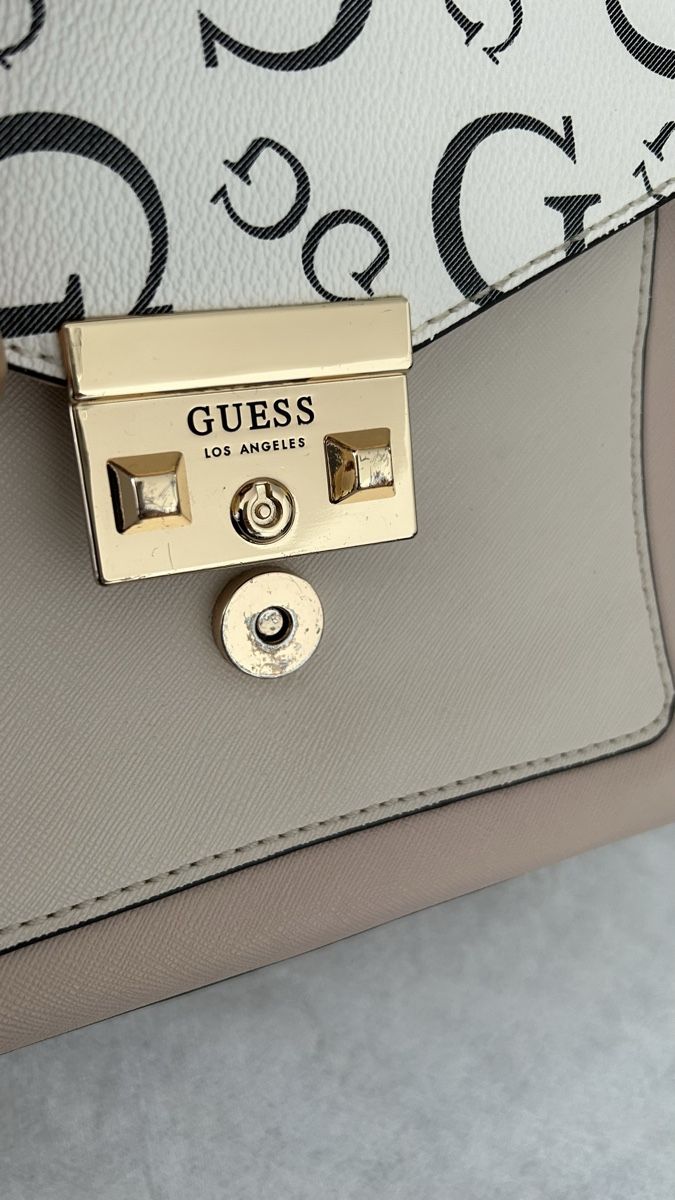 Guess Borse da donna: Guess Handtasche – Usato da Wolfhausen venduto da Nihei 3