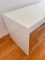 Schreibtisch 180/69/75 cm in Weiss Hochglanz