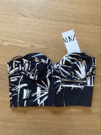 Zara Bustier NEU!