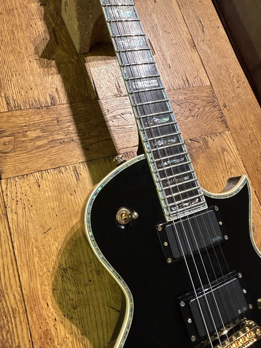 Esp Musikinstrumente: ESP Ltd EC 1000 Electric Guitar EMG – Gebraucht aus Bergdietikon von SoundFactory 4