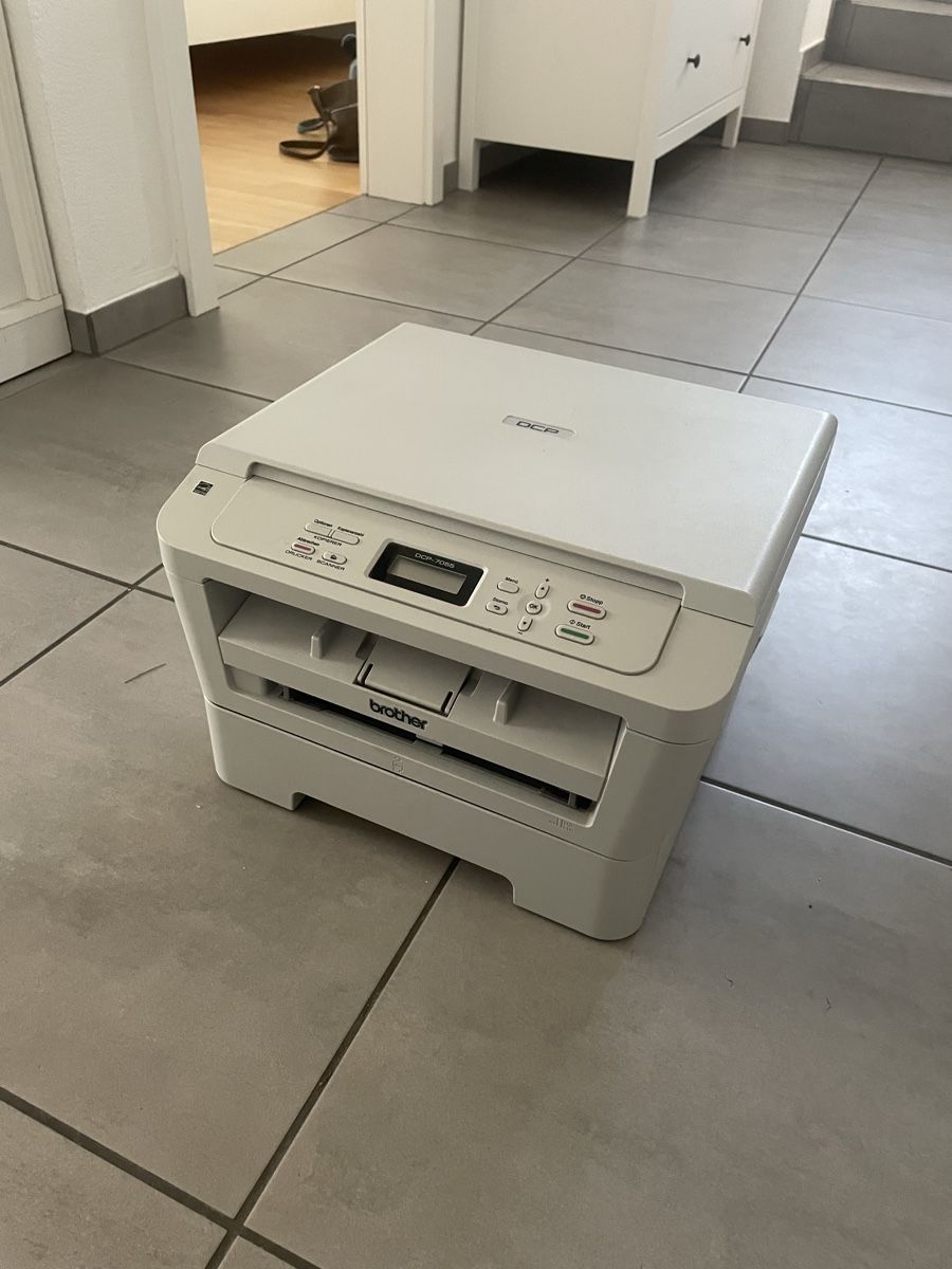 Brother Drucker: Laser Drucker DCP 7055 – Gebraucht aus Jenins von beibo
