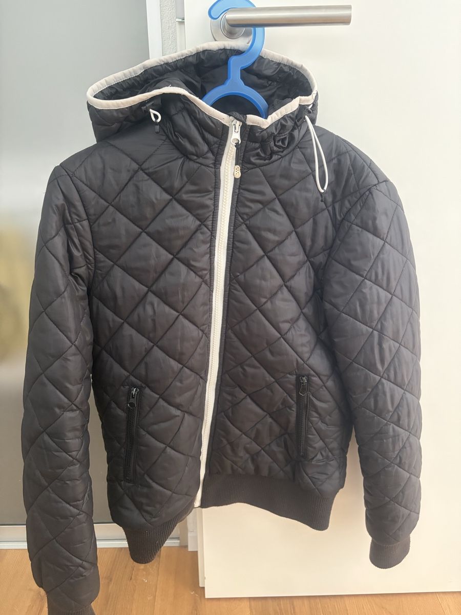Jacken: Jacke  – Gebraucht aus Wünnewil von mic_vyg5