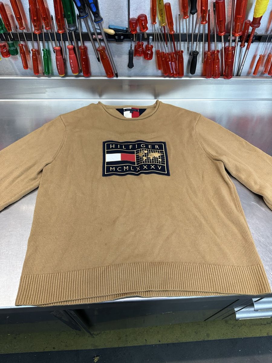 Tommy Hilfiger Pulls & Sweat-shirts: Tommy Hilfiger Pullover braun – D'occasion à Schwende par weesli 1