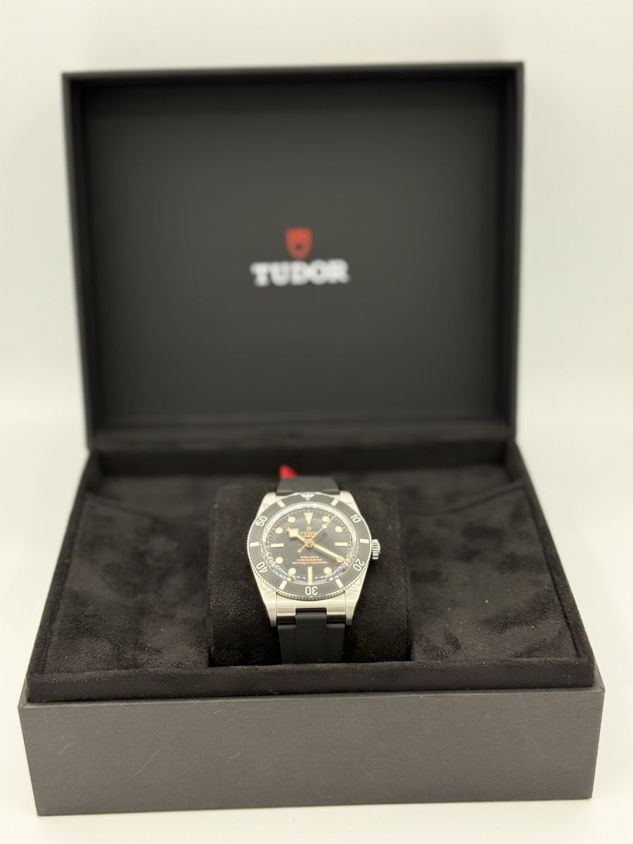 Bracciali & Braccialetti: Tudor Black , neuwertig, Top Zustand! – Nuovo (secondo la descrizione) da Effretikon venduto da LimmatGold 1