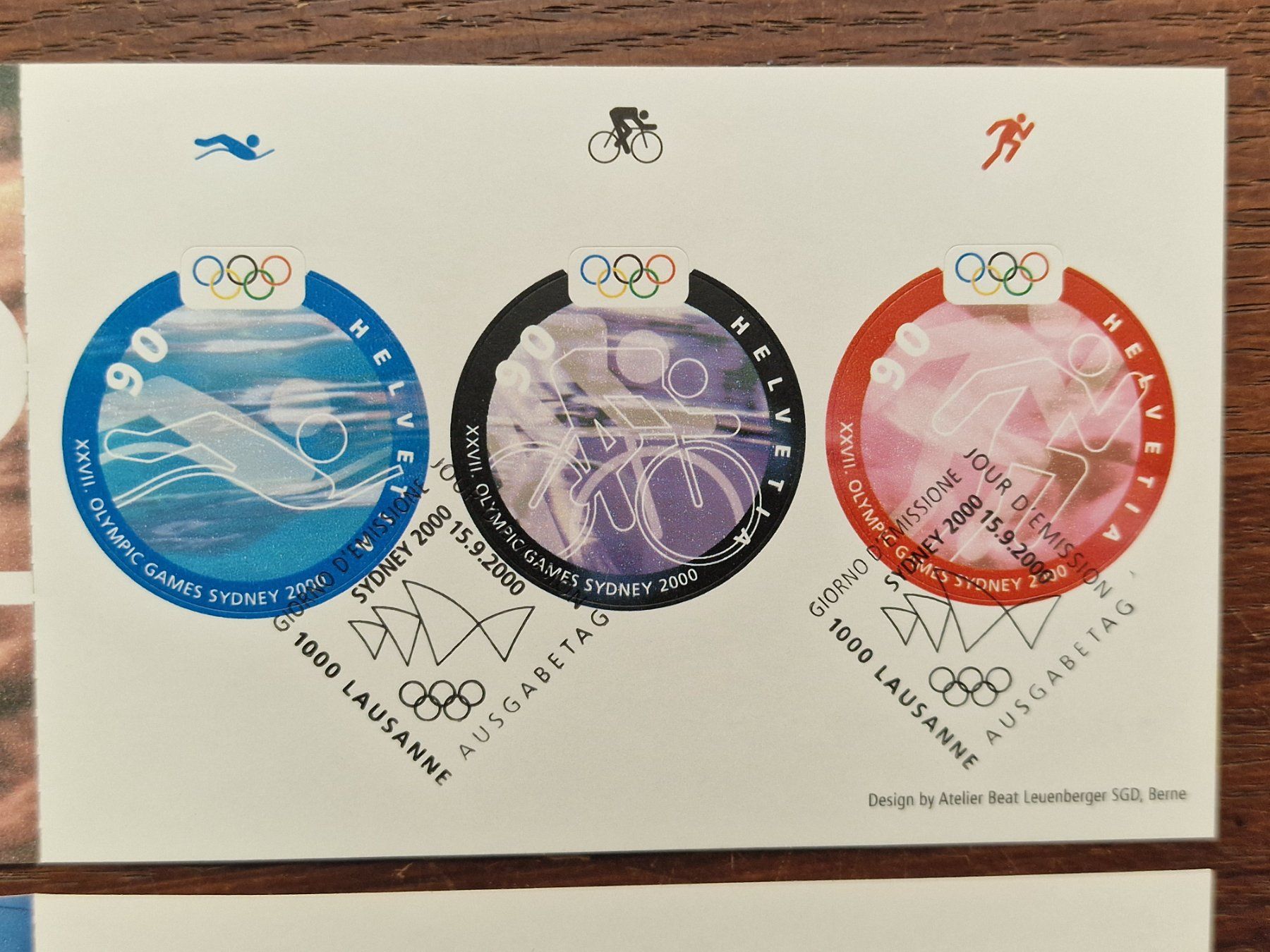 Tutti i francobolli: Markenheftchen 2000 Sydney + Dienst  0-M1 + 0-103 ET – Usato da Aesch LU venduto da briefmarken.uray 2