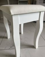 Sgabello bianco 