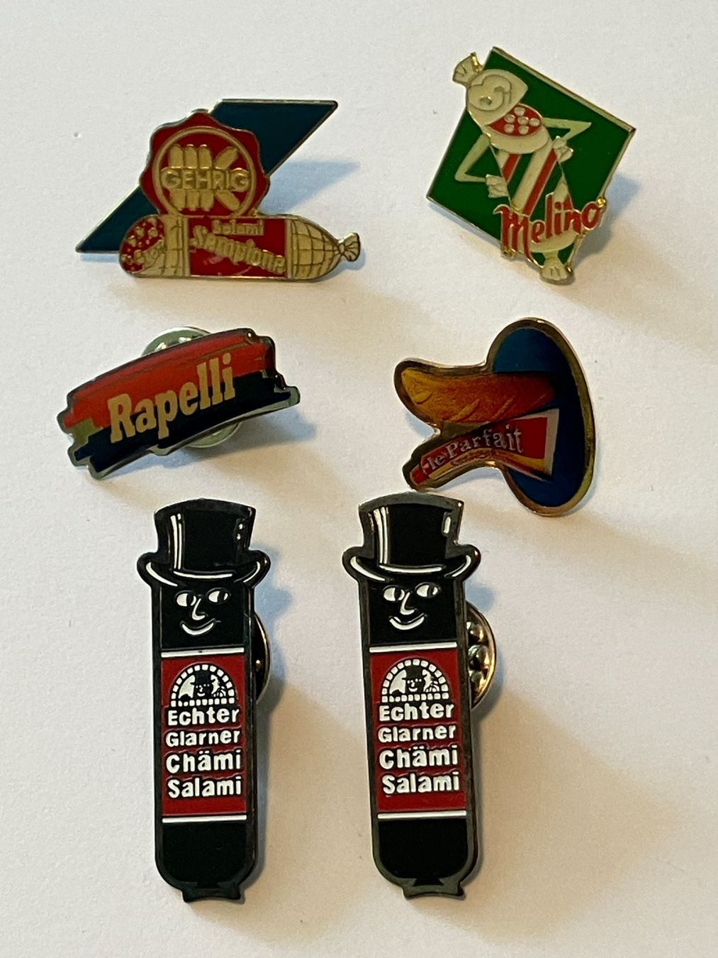 Placchette & Badge: 6 Pin Salami Melino Rapelli Garner Chämi etc. – Usato da Basel venduto da djwwpp