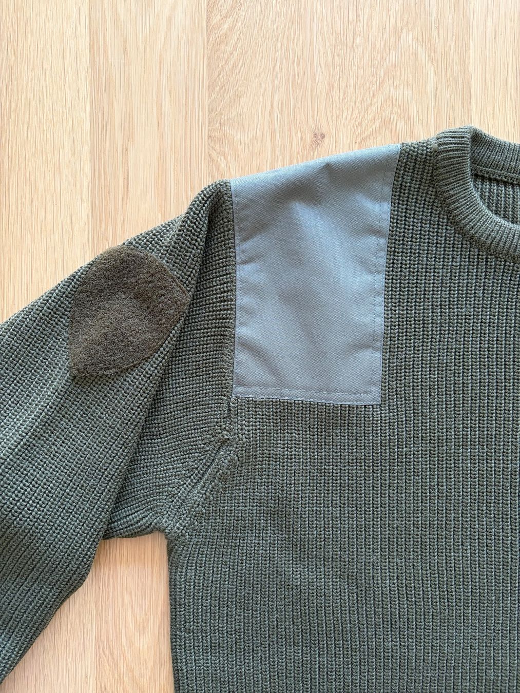 Schweizer Armee Uniformi: Instruktor Pullover Schweizer Armee L – Nuovo (secondo la descrizione) da Glarus venduto da HowlinWolf_ 2