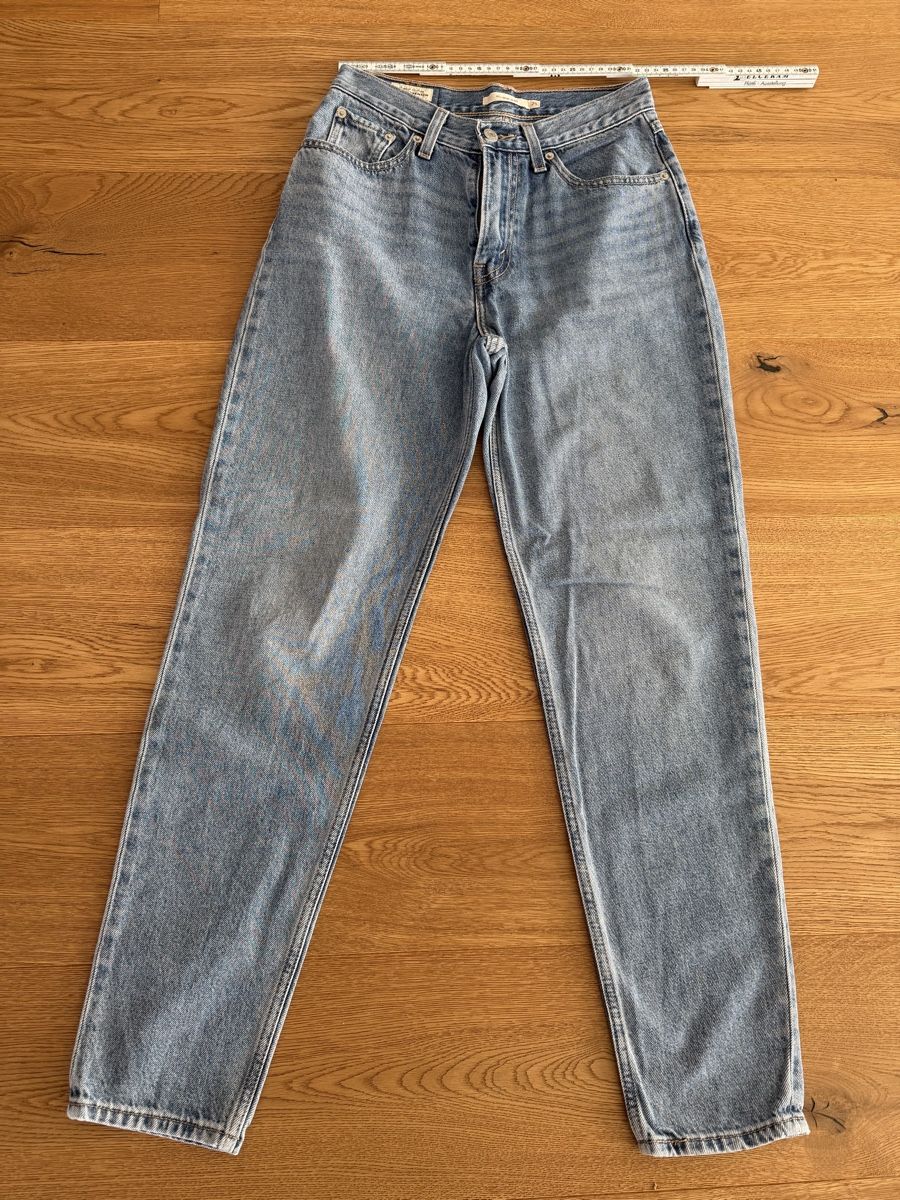 Levi's Jeans: LEVIS 80s Mom Jeans Gr 25 – Usato da Zug venduto da kuba1972