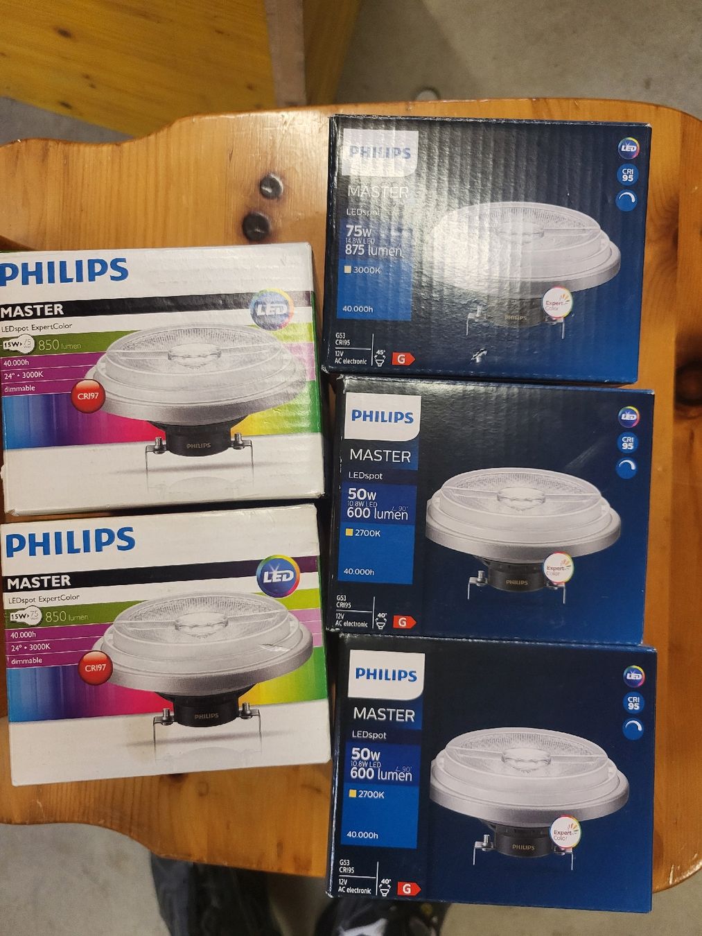 Philips Lampade: LED Leuchtmittel Philipps Master LED – Nuovo (secondo la descrizione) da Alpnach Dorf venduto da str_jdw2