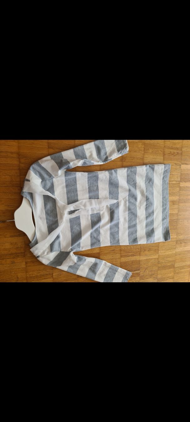 Kleider: Kleid/Tunika gr s Gestreift mit Schleife – Gebraucht aus Emmenbrücke von gatasalvache 6