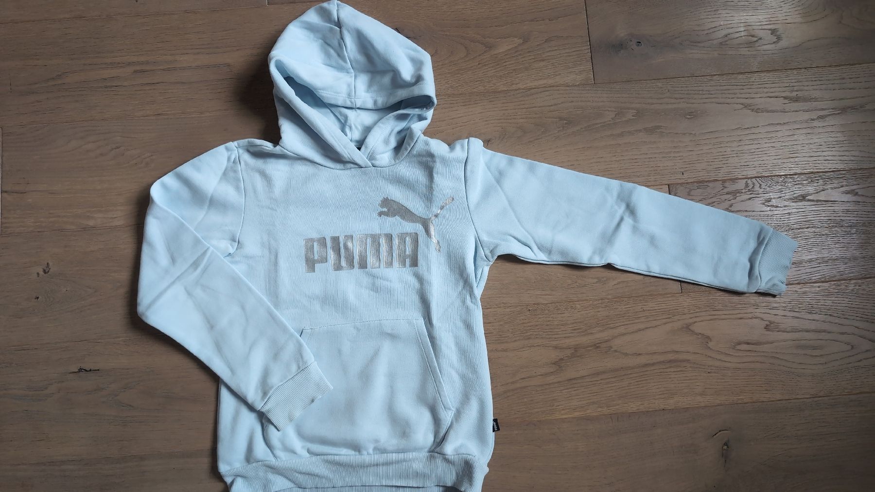 Puma Pullover & Sweatshirts: Puma Kapuzenpullover hellblau Grösse 152 top Zustand – Gebraucht aus St. Gallen von nortom