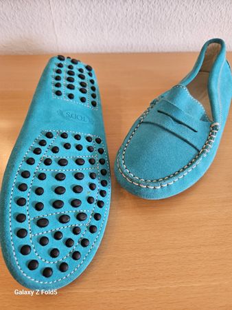 Tod's Wildleder Kinderschuhe unisex Grösse 33