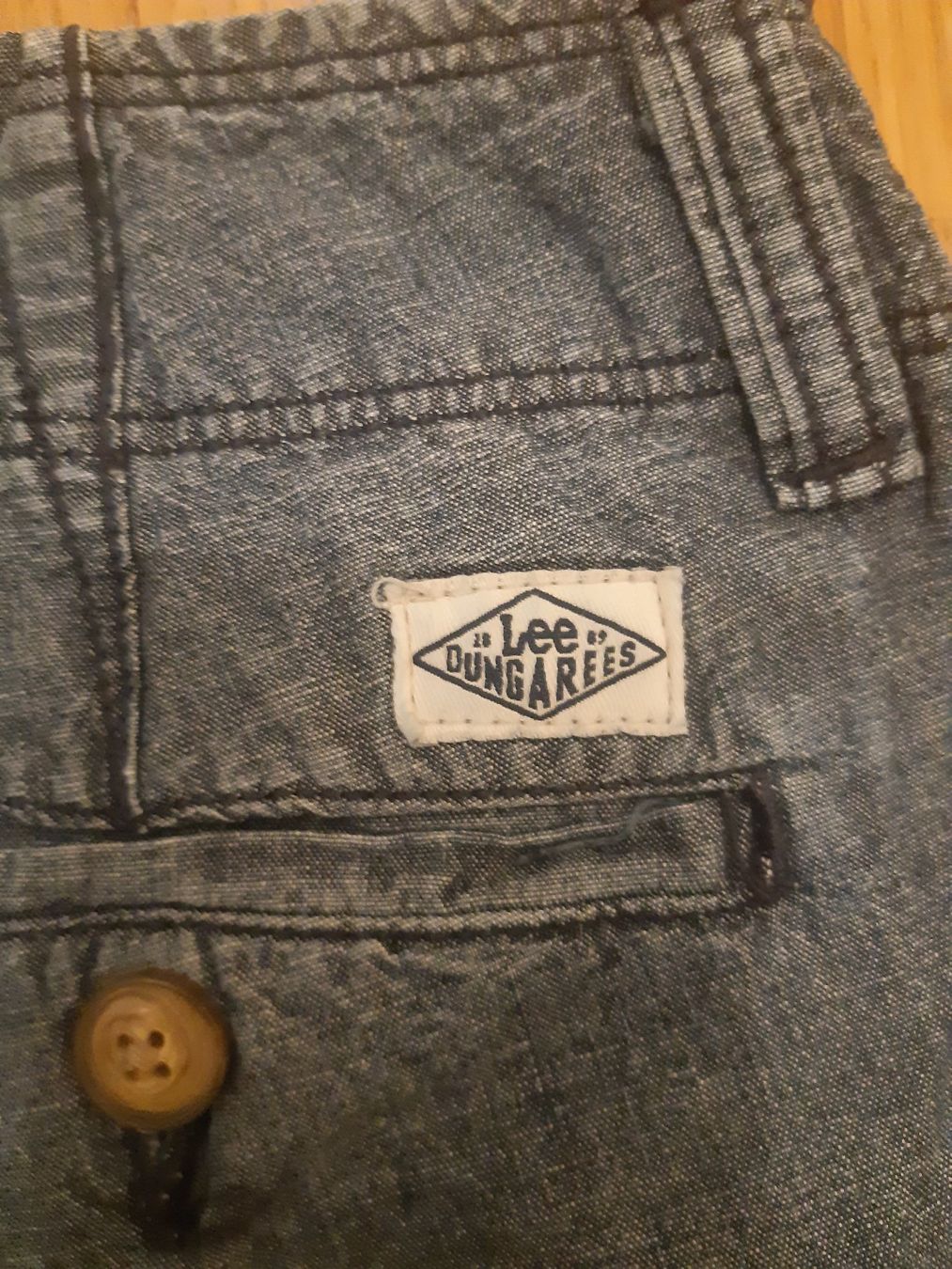 Lee Hosen: Short - Lee Cooper - Taille 32 – Gebraucht aus Onex von Alban22 2