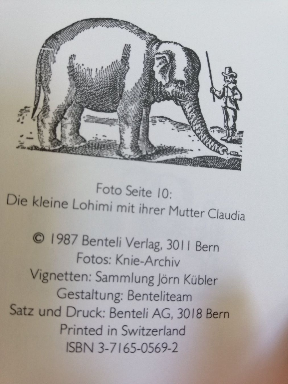 Bücher: Zirkusbuch Knie 1987 – Gebraucht aus Villmergen von MONCHHICHI 2