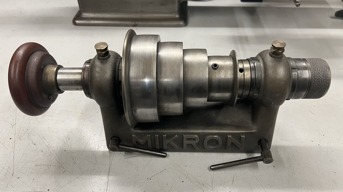 Schaublin Toutes les machines: Schaublin 70 / Mikron t90 – Défectueux à Les Bayards par gerbus 6