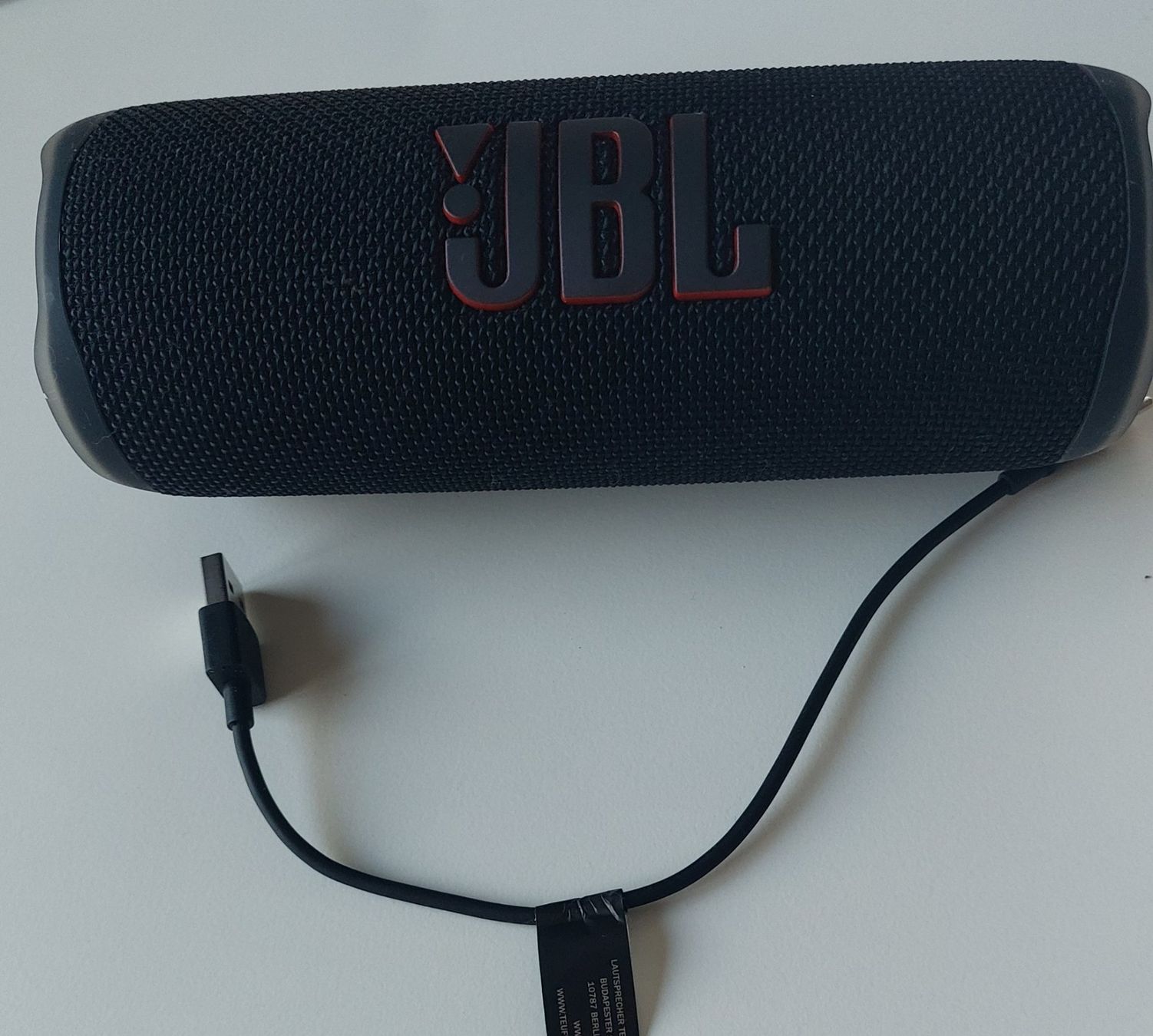 JBL Lautsprecher: JBL Bluetooth Lautsprecher schwarz mit Halter – Gebraucht aus Brunnen von Markus049